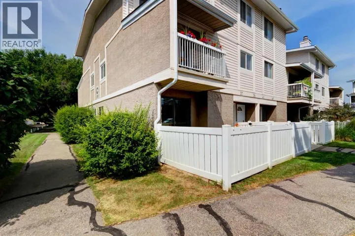 37, 3015 51 Street SW, Calgary, Alberta T3E6N5