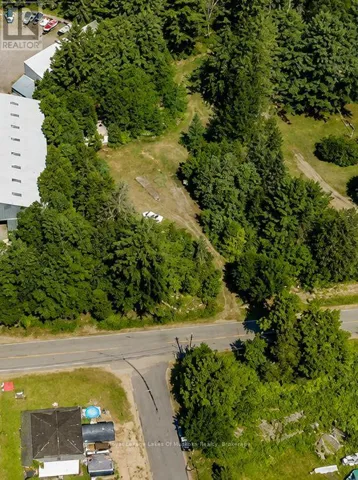 00 EAST ROAD, Lake of Bays (Mclean), Ontario P0B1A0