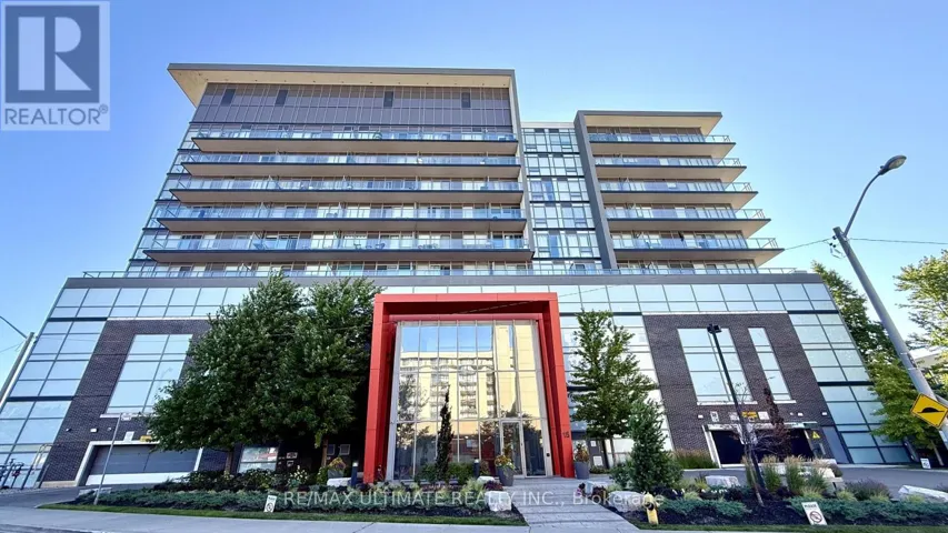 723 - 15 JAMES FINLAY WAY, Toronto (Downsview-Roding-CFB), Ontario M3M0B3