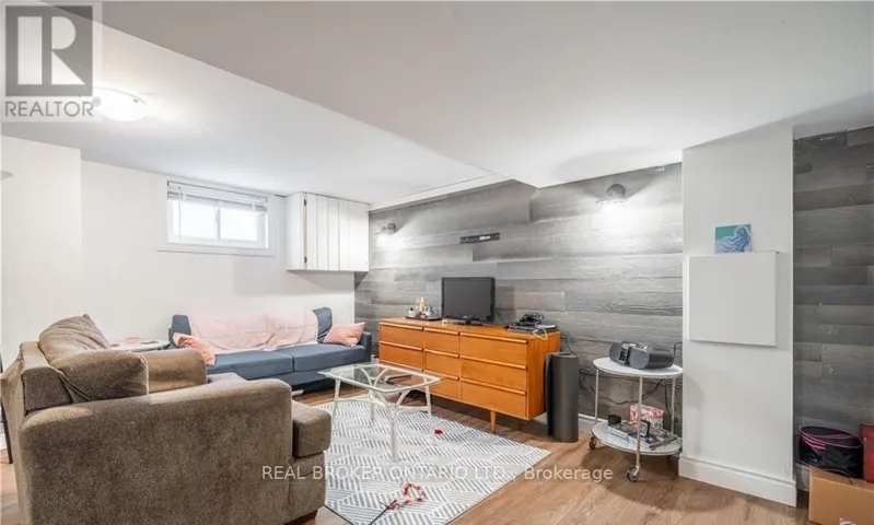 BSMT - 301 WALLACE AVENUE S, Welland (Lincoln/Crowland), Ontario L3B1R8