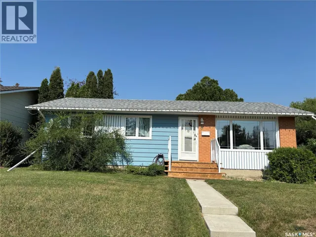 8 Whyte PLACE, Swift Current, Saskatchewan S9H1P8