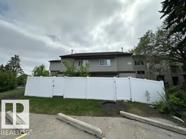 12C MEADOWLARK VG NW, Edmonton, Alberta T5R5X3