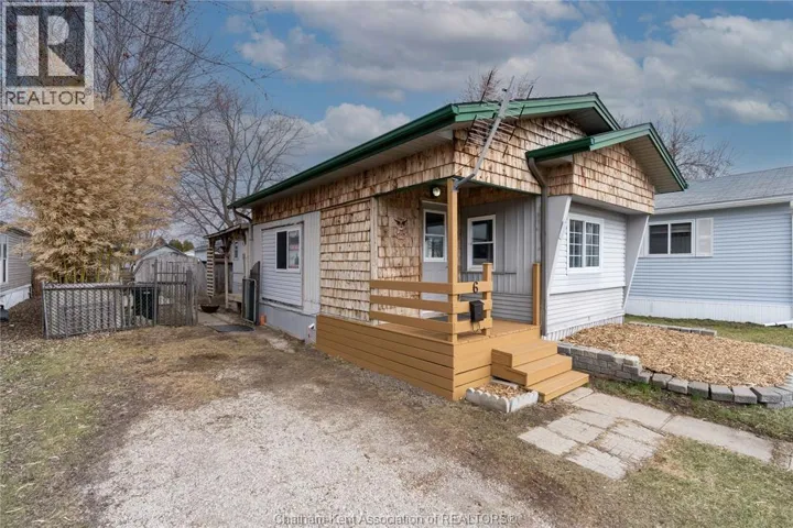6 Maple DRIVE, McGregor, Ontario N0R1J0