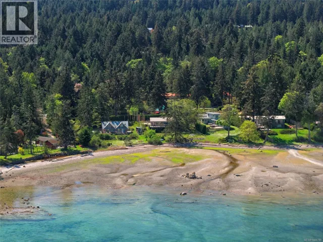 1607 North Beach Rd, Salt Spring, British Columbia V8K1A8