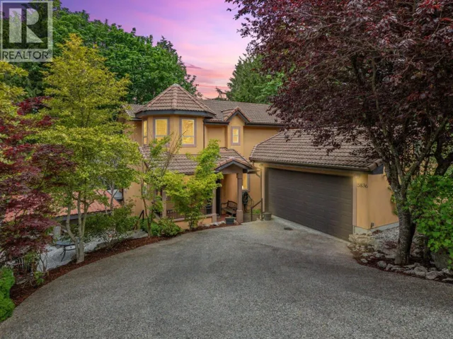 5836 MARINE WAY, Sechelt, British Columbia V7Z0R3