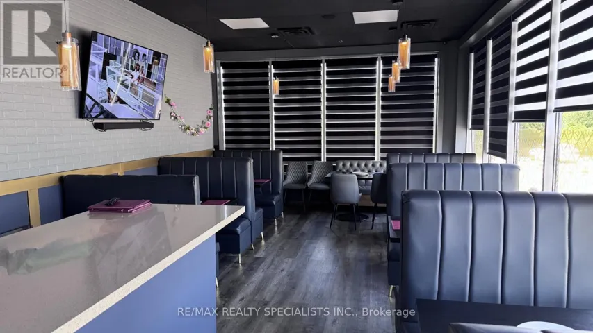 19 - 4585 HIGHWAY 7 ROAD W, Vaughan (East Woodbridge), Ontario L4L9T8