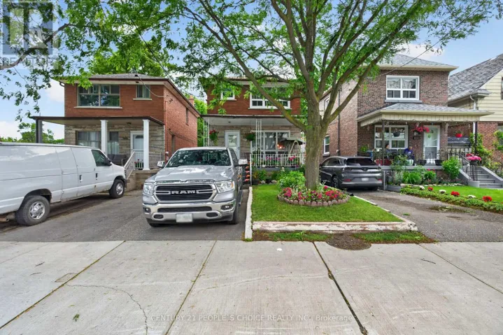 750 JANE STREET, Toronto (Rockcliffe-Smythe), Ontario M6N4B2
