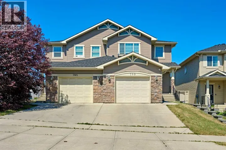 789 Panatella Boulevard NW, Calgary, Alberta T3P1E5