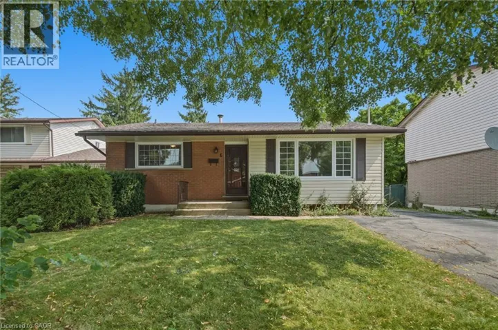 6 CAPRICE Court, Hamilton, Ontario L9C2N5