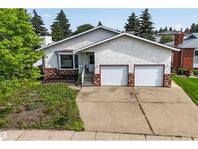 11327 25 AV NW, Edmonton, Alberta T6J5J1