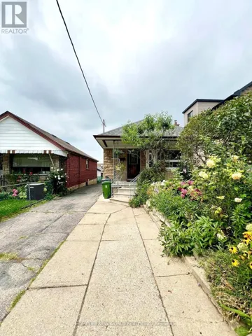 MAIN - 354 KANE AVENUE, Toronto (Keelesdale-Eglinton West), Ontario M6M3P4
