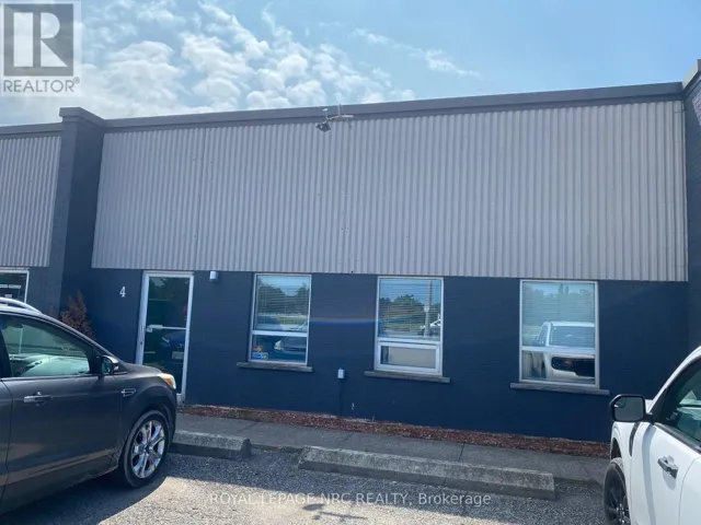 4 - 2235 HWY 20 HIGHWAY, Thorold (Hurricane/Merrittville), Ontario L3B5N5