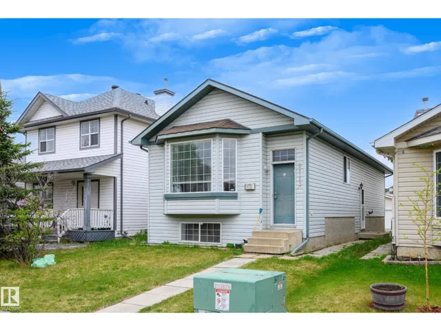 9113 166 AV NW, Edmonton, Alberta T5Z3H5