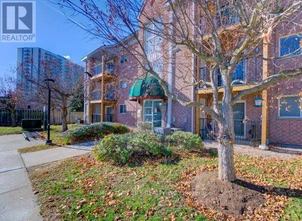 27 - 3085 KINGSWAY DRIVE, Kitchener, Ontario N2C2P1