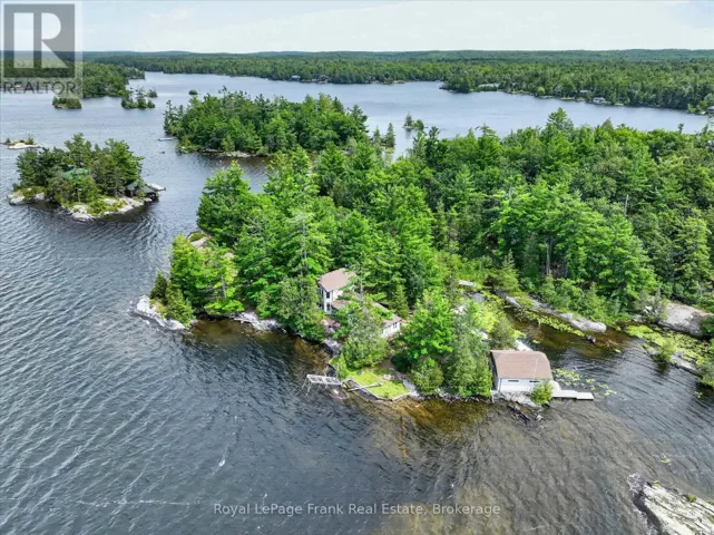 1550 ISLAND 85 STONEY LAKE, Douro-Dummer, Ontario K0L2H0
