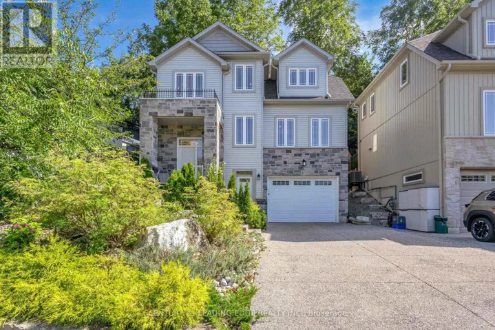 67 BRADLEY STREET, St. Catharines (Burleigh Hill), Ontario L2T1R5