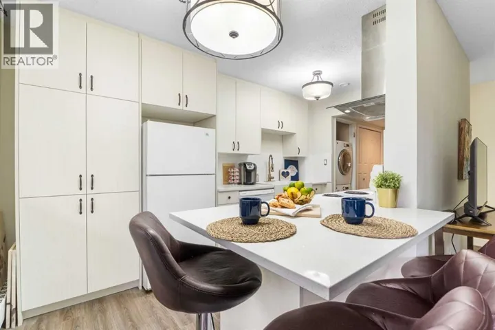 39, 3519 49 Street NW, Calgary, Alberta T3A2C7