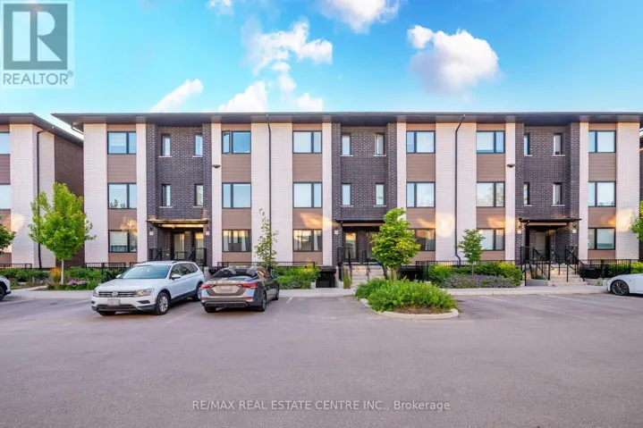 34 LILY LANE, Guelph (Clairfields/Hanlon Business Park), Ontario N1L0R2