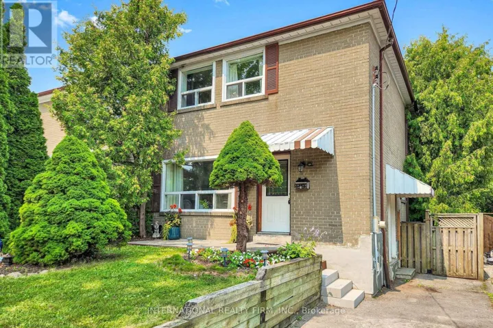 62 PORCHESTER DRIVE, Toronto (Woburn), Ontario M1J2R5