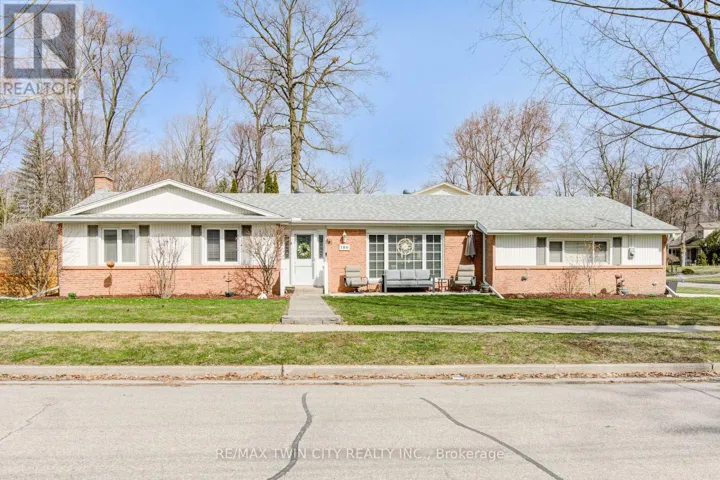 186 SHUH AVENUE, Kitchener, Ontario N2A1H6