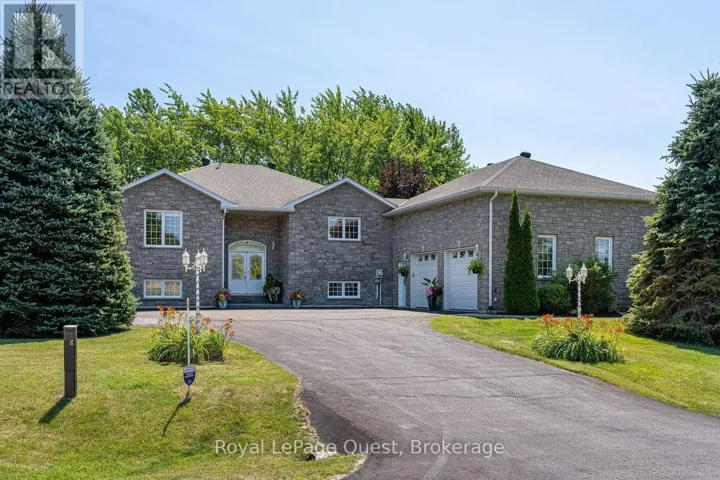 20 RUE ERIC, Tiny (Lafontaine), Ontario L9M0H1