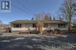 7073 AND 707 ISLAND Hwy, Bowser, British Columbia V0R1G0