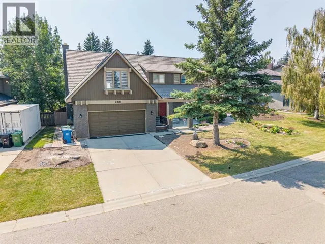 240 Canterville Drive SW, Calgary, Alberta T2W3X2