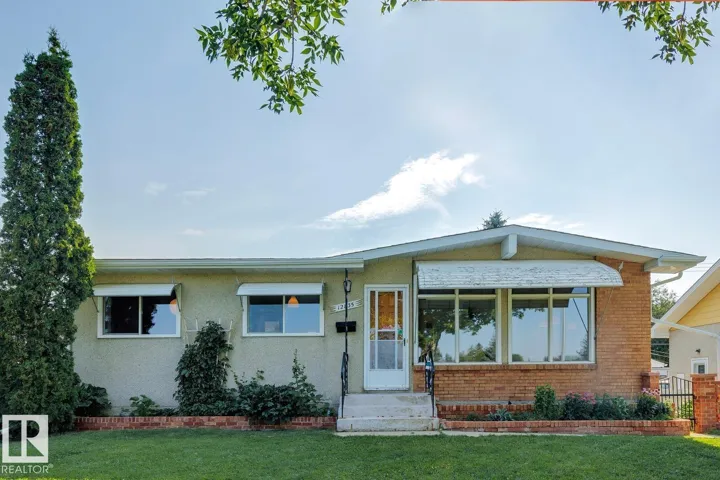 12835 91 ST NW NW, Edmonton, Alberta T5E3P4
