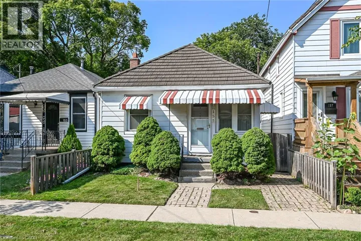155 NEWLANDS Avenue, Hamilton, Ontario L8H2T8