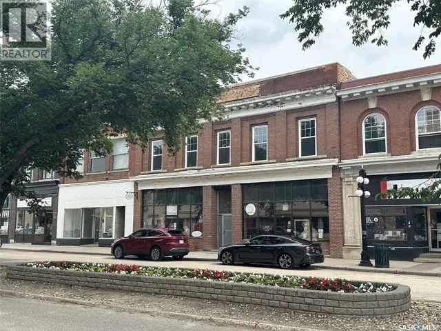 41 High STREET W, Moose Jaw, Saskatchewan S6H1S4