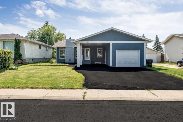 7419 33 AV NW, Edmonton, Alberta T6K1J5