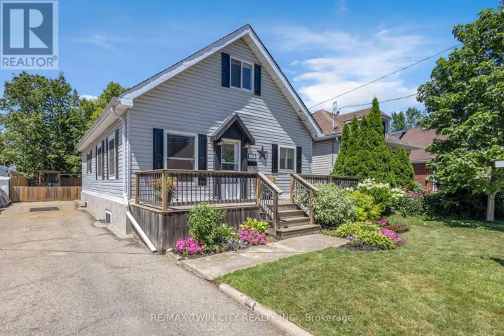 158 GRAND STREET, Brantford, Ontario N3R4B9