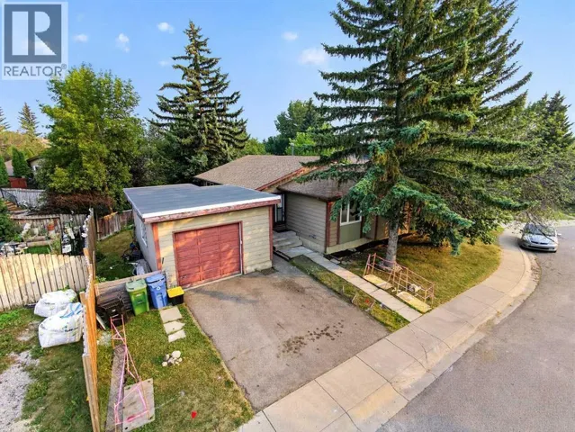 207 Deer Ridge Way SE, Calgary, Alberta T2J5Y8