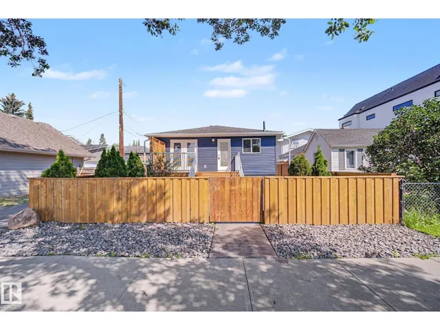 10570 66 AV NW, Edmonton, Alberta T6H1X4