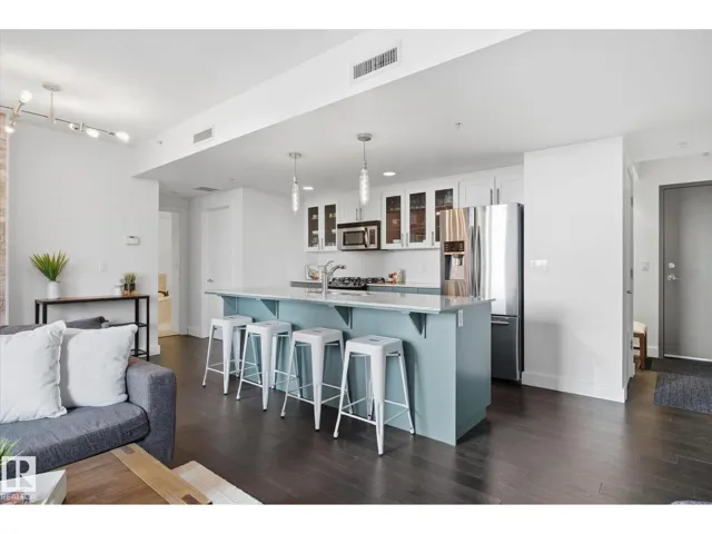 #506 10028 119 ST NW, Edmonton, Alberta T5K1Y8