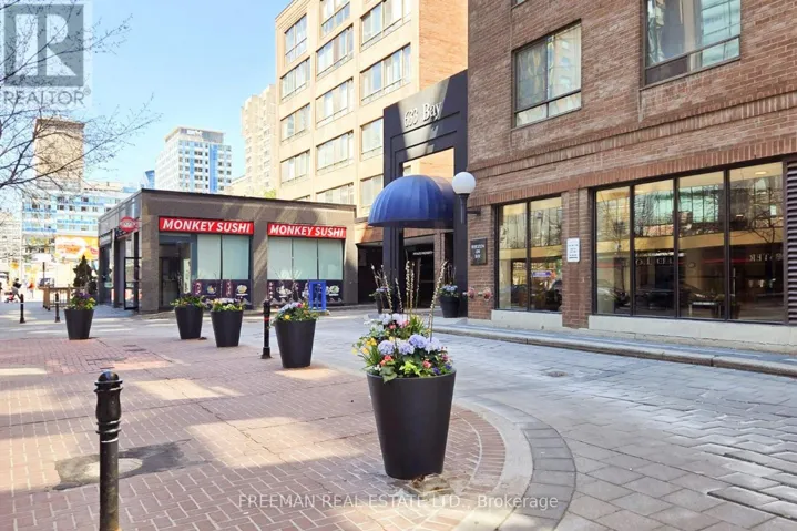 1021 - 633 BAY STREET, Toronto (Bay Street Corridor), Ontario M5G2G4