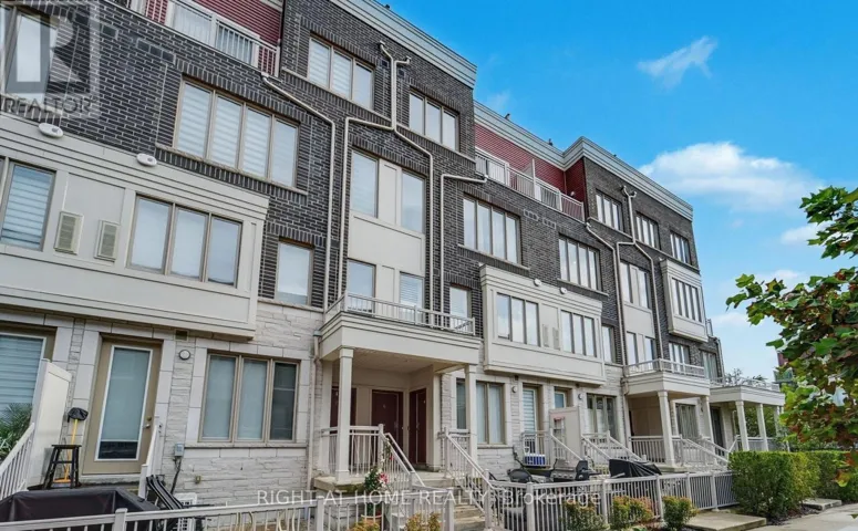 7 - 125 LONG BRANCH AVENUE, Toronto (Long Branch), Ontario M8W0A9