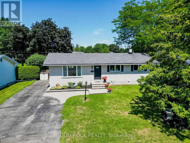 9 STANWOOD DRIVE, Ottawa, Ontario K2G2Z1