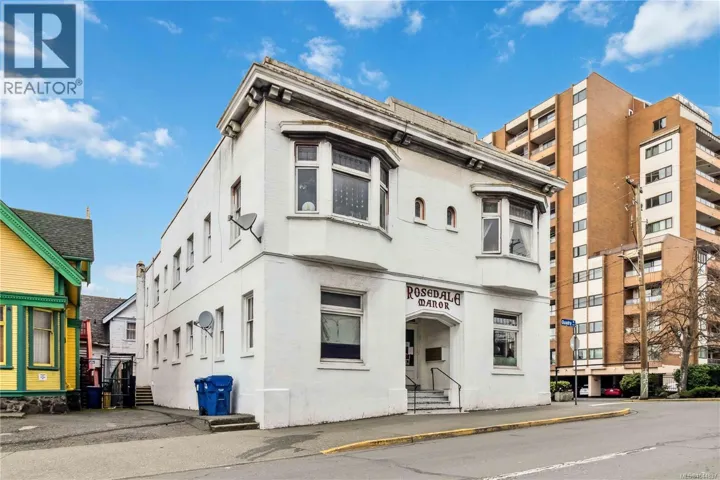 1612 Quadra St, Victoria, British Columbia V8W2L4
