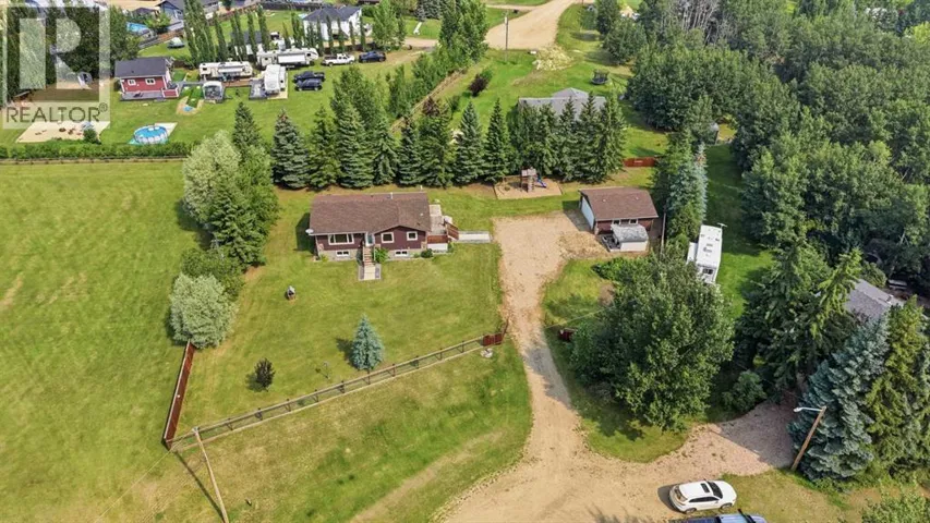 521 Partridge Crescent, Pelican Point, Alberta T0B0H0