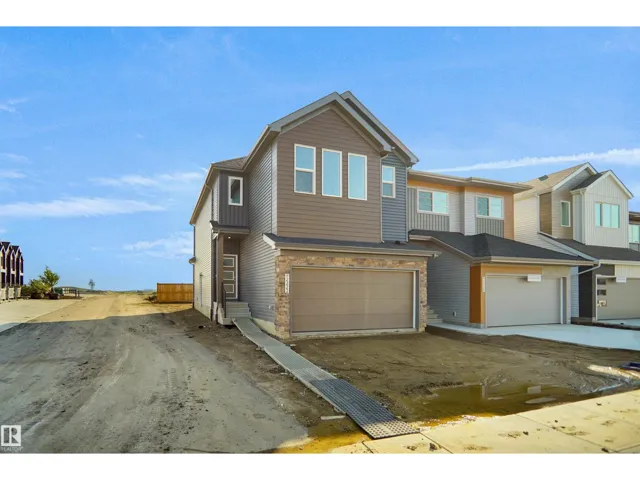 8707 183 AV NW, Edmonton, Alberta T5Z0X2