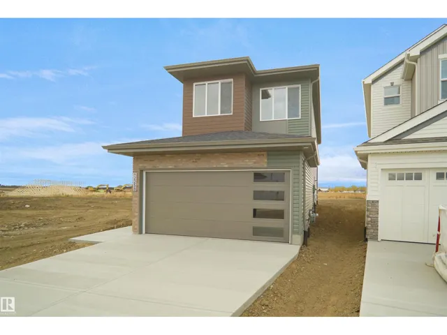 8436 183 AV NW, Edmonton, Alberta T5Z0X5