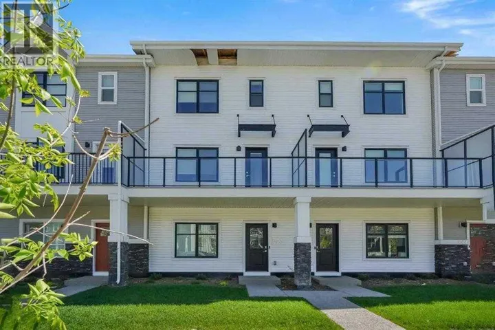 693 Savanna Boulevard NE, Calgary, Alberta T3J2K2