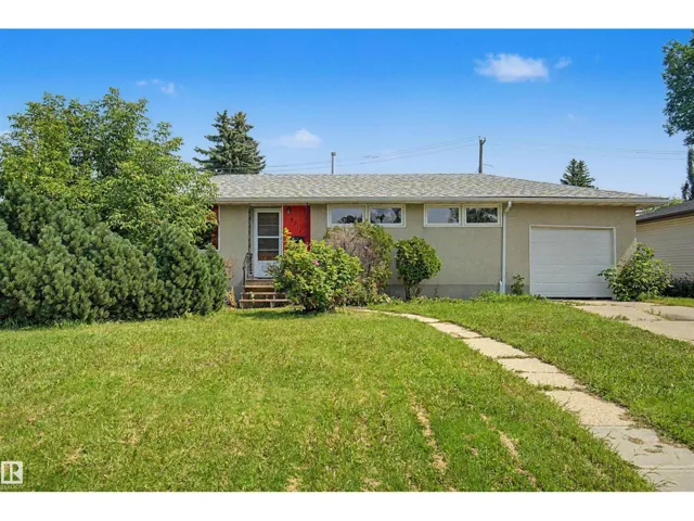 8215 149 Street NW, Edmonton, Alberta T5R1B1