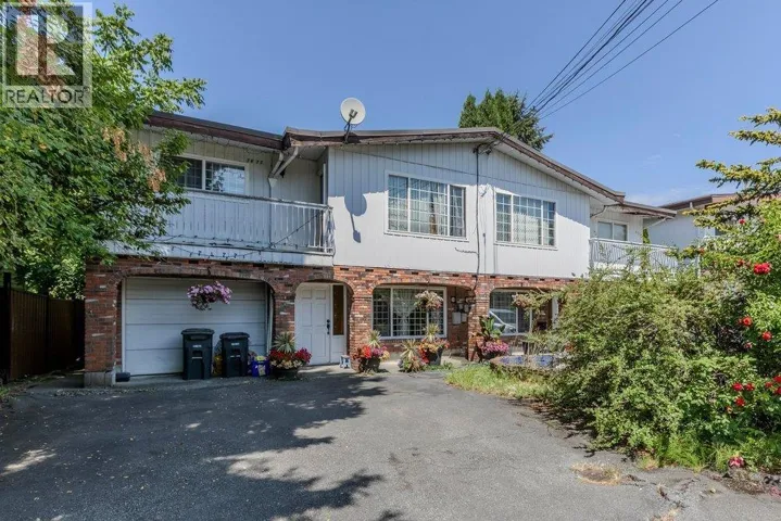 7477 7479 HOLLY STREET, Burnaby, British Columbia V5E2C3