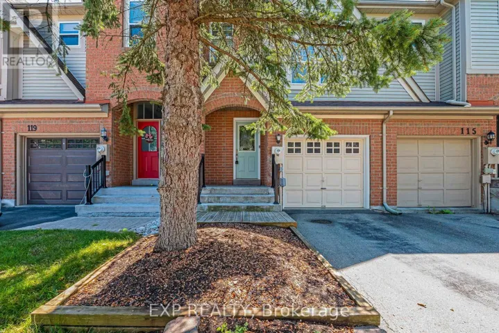 117 MUGFORD ROAD, Aurora (Bayview Wellington), Ontario L4G7J5