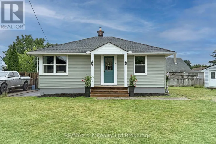 41 KENSINGTON STREET, Woodstock (Woodstock - North), Ontario N4S5L5