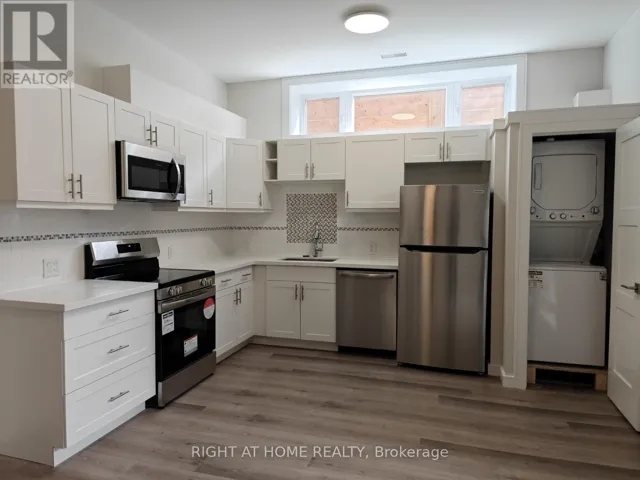 BSMT - 3515 ST CLAIR AVENUE E, Toronto (Clairlea-Birchmount), Ontario M1K1L4