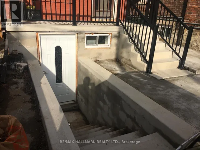 #BASEMENT - 102 BARTON AVENUE, Toronto (Annex), Ontario M6G1P6