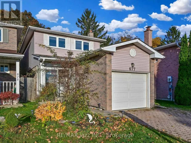 677 GRANDVIEW DRIVE, Oshawa (Donevan), Ontario L1H7V9